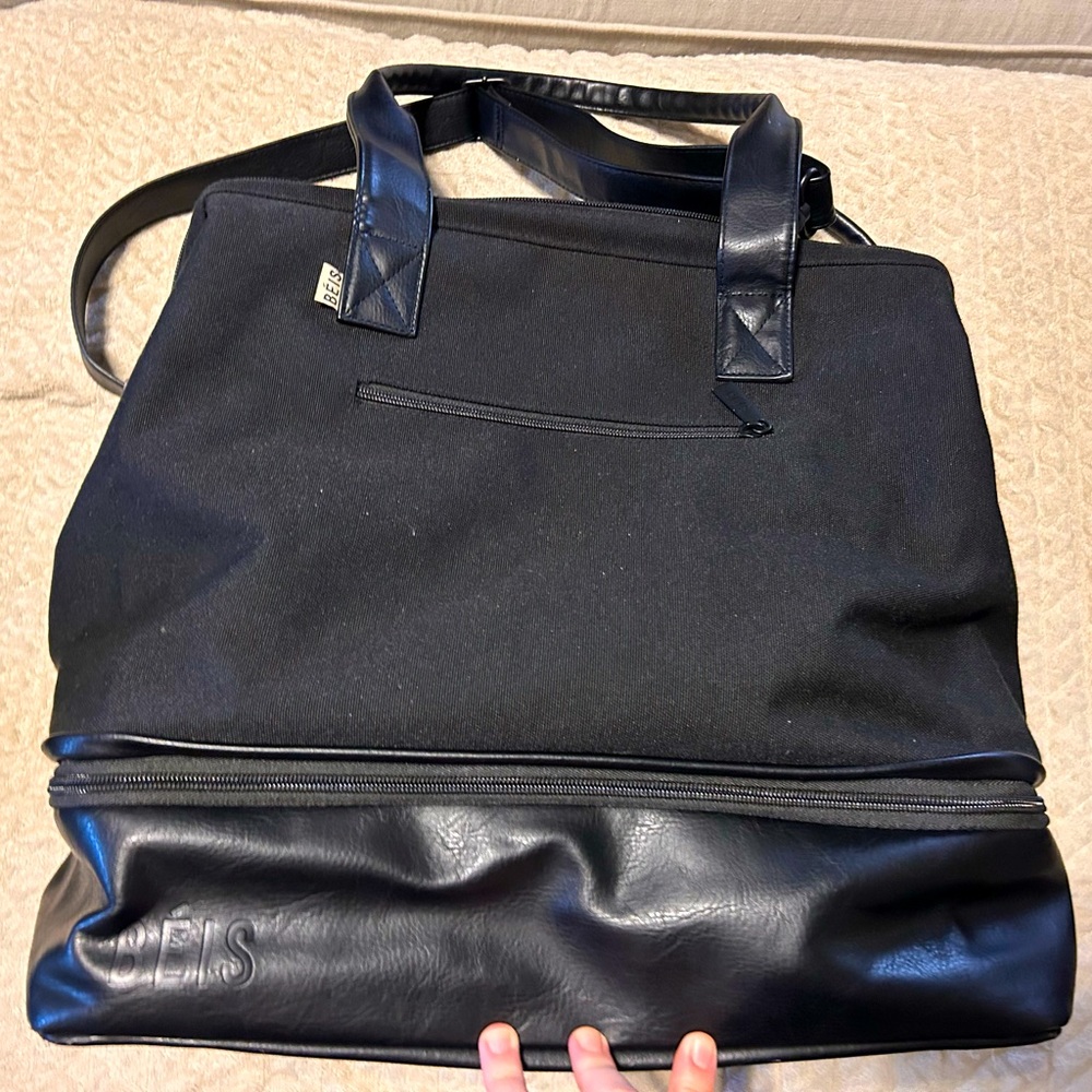 BEIS mini weekender
